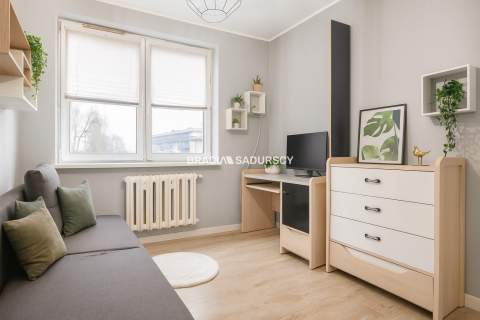 3 pokoje balkon, 56 m idealne na start