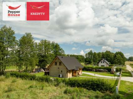 Wyjątkowy dom z bali cicho i zielono