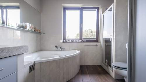 Dom w Swoszowicach 275m2 z dużą działką