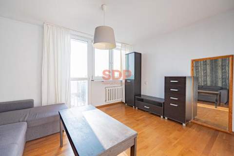 2 pokoje balkon piwnica świetna lokalizacja