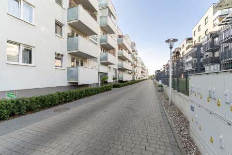 Jasne 2 balkony miejsce parkingowe