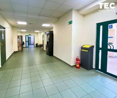 Biuro 300m ,Wola,gabinety open space,Parking