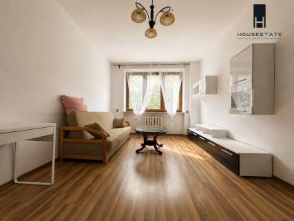 1 PIĘTRO ŚCIŚLE CENTRUM 49M2 BALKON