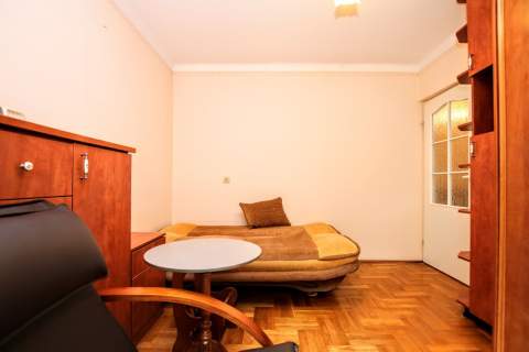 do remontu, balkon, pierwsze piętro