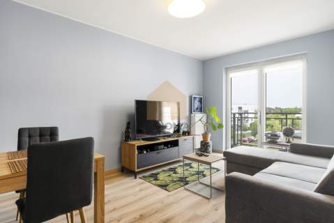 Dwa pokoje 47m2 oddzielna kuchnia balkon