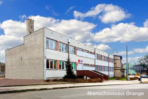 Budynek na akademik, hostel lub mieszkania