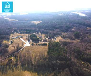 Przy lesie 70 m od drogi powiatowej