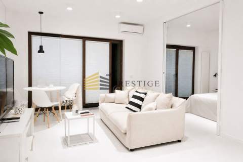 Apartament 47 m Metro Wierzbno Klimatyzacja