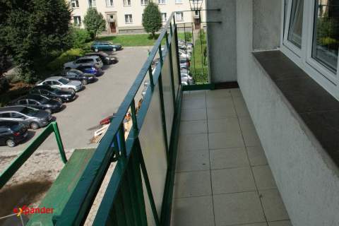 Komfortowe M3 w centrum z dużym balkonem, kominek