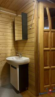 Drewniany dom premium nad stawem 1 ha Sauna