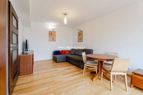 Apartament w Garden Residence Zabłocie.