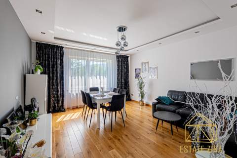 Ekonomiczny dom 220 m , 4 pokoje, Tymbark