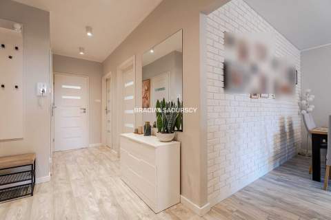SERENADA 3POK PARKING BALKON 58,60M