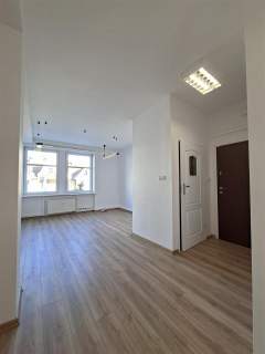 Biuro w centrum - miejsce postojowe
