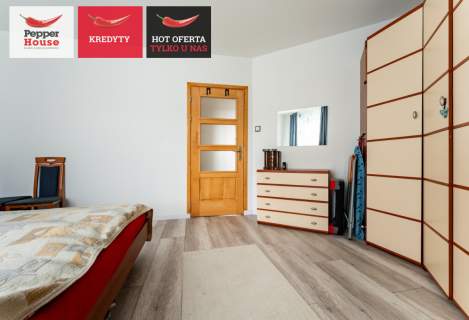 Dwupoziomowe mieszkanie 3 balkony hala garażowa