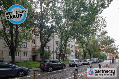 PODBIELAŃSKA 65,21 m 2 POKOJE 1. PIĘTRO