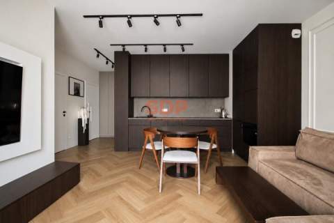 51,11 m2 Francuska Park Ostatnie piętro Do wejścia