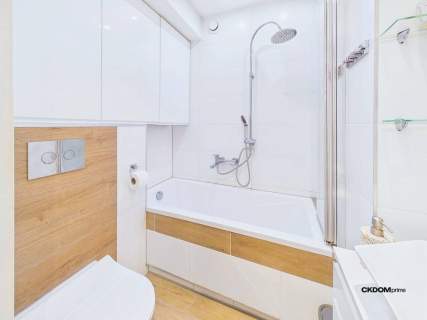3-pokojowe mieszkanie po remoncie KSM Parter 47,20 m GARAŻ