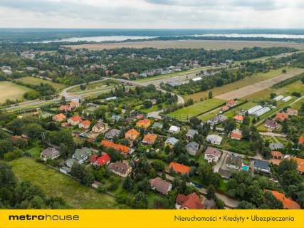Parterowy dom wolnostojący z kominkiem - 4 pokoje