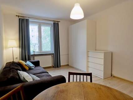 2 pokoje blisko st. metro, 45m2 - Karolkowa 71