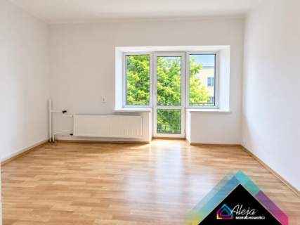 Lokal biurowy w cenie z mediami.1000-lecie