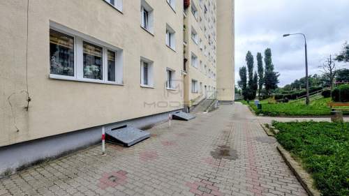 Świetne 2 pokoje z osobną kuchnią Walczaka