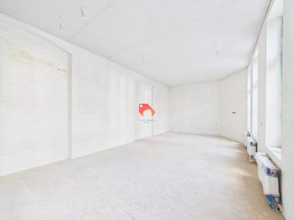 38,5m2 w stanie deweloperskim, ogrzewanie miejskie