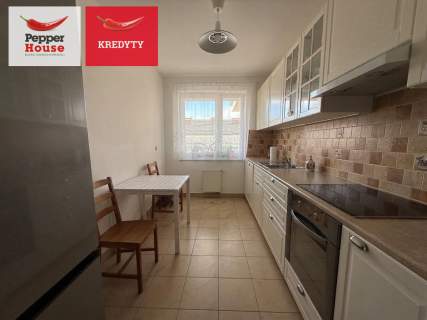 2 pokoje Balkon 9,5 m miejsce postojowe