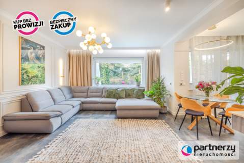 Stylowy Apartament z Ogrodem, Balkonem i Garażem