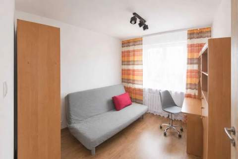 Mieszkanie 49m2, 3 pok., po remoncie, parking