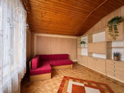 Jaroszówka dom z potencjałem 9 pokoi