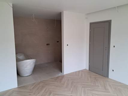 Dom NOWY ,212 m2, Piękne widoki , 5 km od Kielc