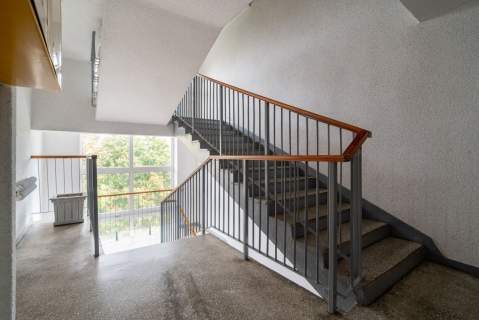 Dwa poziomy, duży balkon i przestrzeń Cisowa.