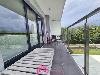Apartament 30 m od plaży z miejscem postojowym