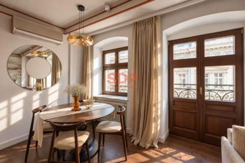 Designerski apartament typu studio w zrewitalizowanej kamienicy