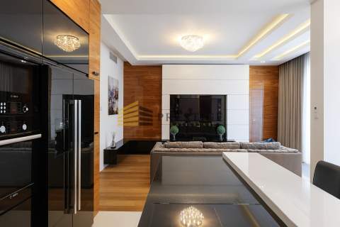 Luxury apartmen Prestigious Location Security 24/7