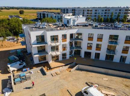 Jedno z ostatnich dwupokojowych duży balkon