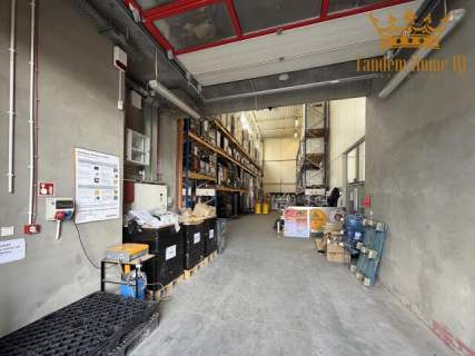 Na wynajem magazyn 560m2, biuro 275m2 w kompleksie biznesowym...
