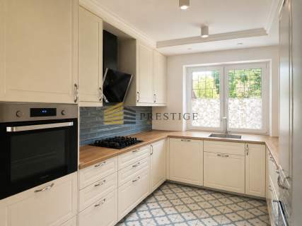 Dom 240m2, 8 pokoi, Zacisze