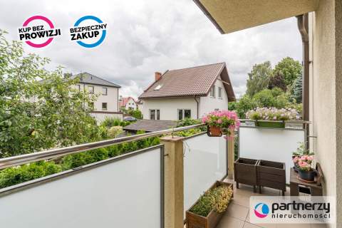 Dwa balkony, ogródek, garaż oraz piwnica 