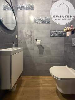 DOM W MIEŚCIE, LAS ZA ŚCIANĄ BLIŹNIAK 125 m