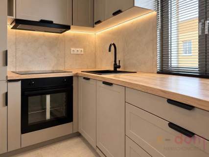 61 m2 3 pokoje balkon po remoncie
