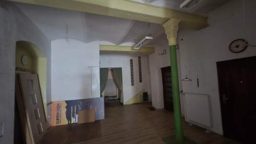 Lokal usługowo-mieszkalny w centrum Cieszyna do wynajęcia.