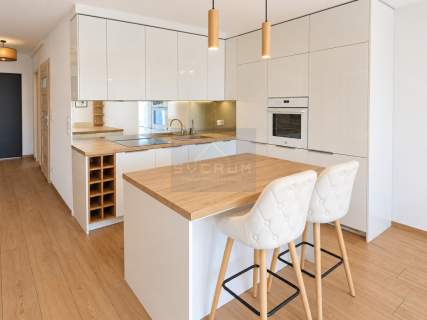 Apartament z ogródkiem na sprzedaż-Lubliniec