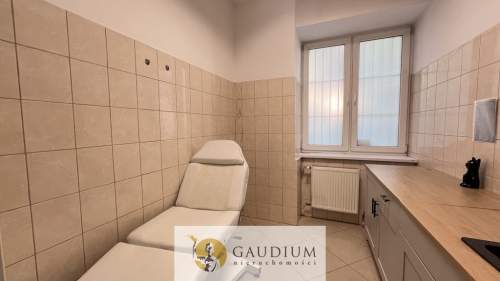 Lokal w centrum Gdyni z witryną
