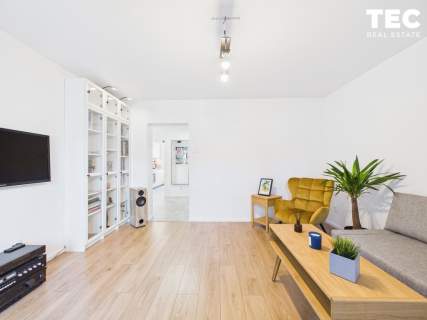 2-pok mieszkanie, oddzielna kuchnia, garderoba, duży balkon i...
