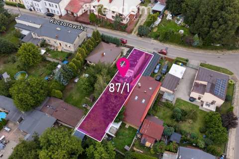 Działka budowlana 400 m z domem do remontu