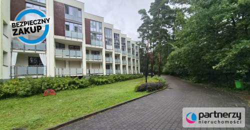 Apartamentowiec otoczony lasem 1km od plaży 