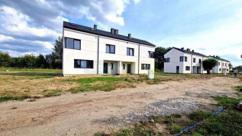 Nowoczesny bliźniak 123 m z dużą działką