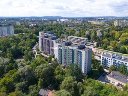 PRZESTRONNE - 78 M2 W ŚWIETNEJ LOKALIZACJI